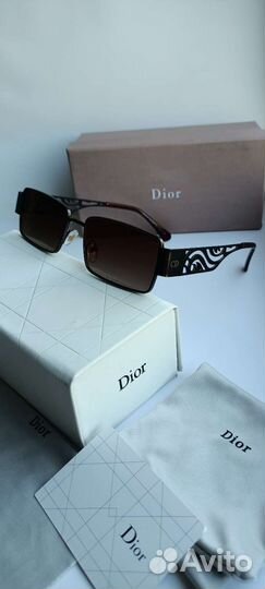 Очки солнцезащитные Dior