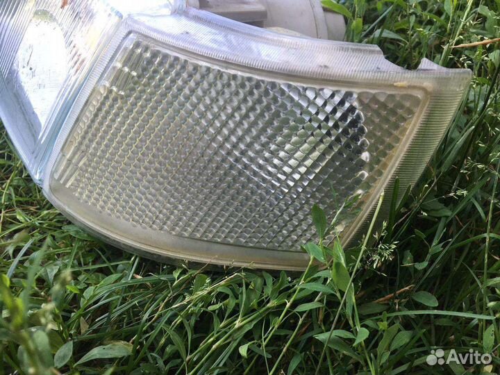 Фара с поаворотником левая и правый поворотник