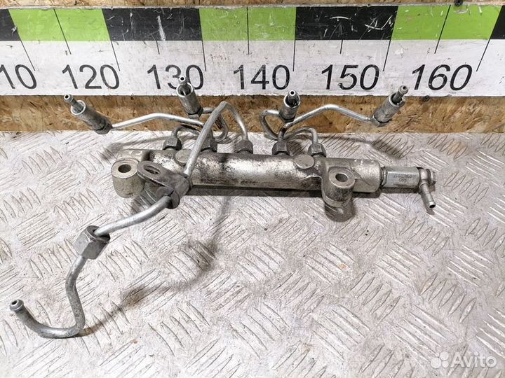 Рейка топливная рампа Nissan Navara d40