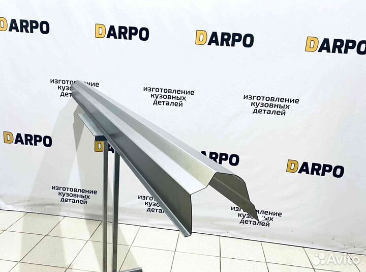 Пороги для Toyota Corolla 120 2000-2007 (E120, E130)