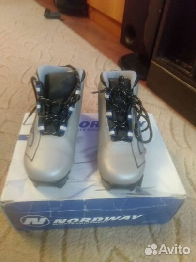 Лыжные ботинки детские 31