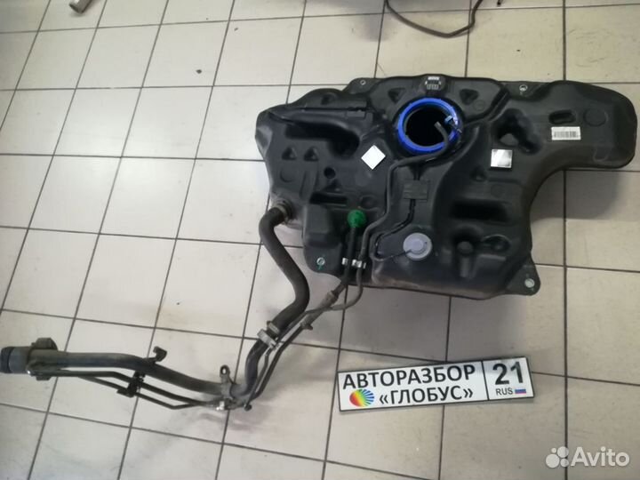 Топливный бак Тойота королла е 180