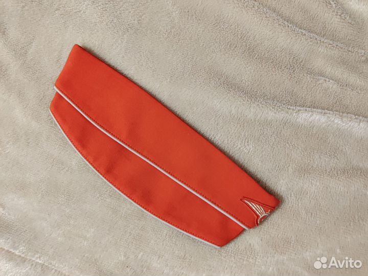 Пилотка стюардессы красная