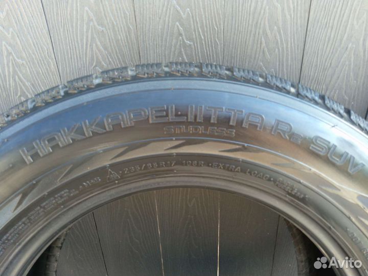 Nokian Tyres Hakkapeliitta R2 SUV 235/65 R17 108R
