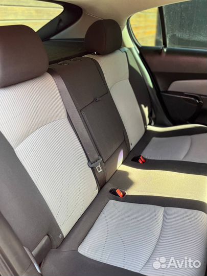 Chevrolet Cruze 1.6 AT, 2012, 249 348 км