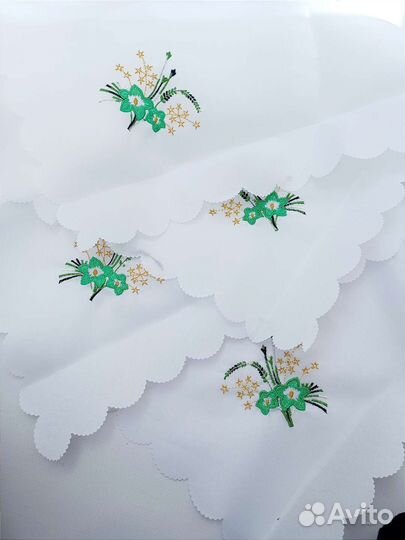 Набор скатерть и 12 салфеток