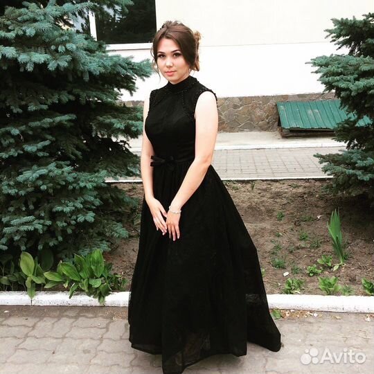 Вечернее платье