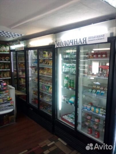 Холодильник двухкамерный,дверь стекло