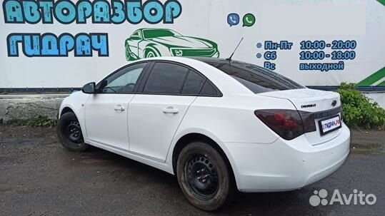 Накладка декоративная Chevrolet Cruze 95919011