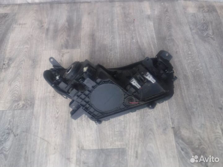 Фара левая №371 Toyota RAV4 (XA45) 2019