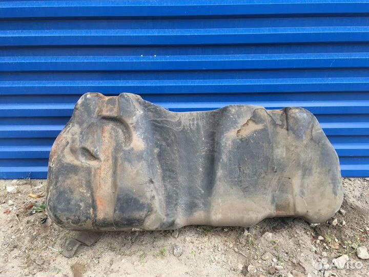 Топливный бак Mazda Tribute 1 3.0 AJ 2001