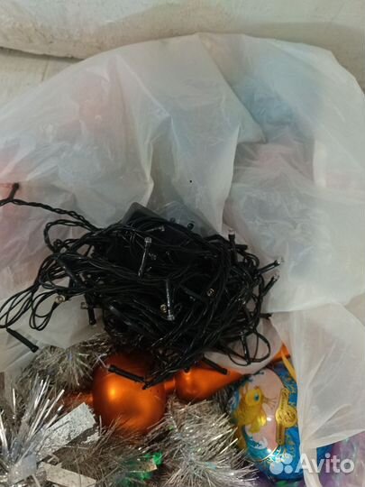 Елочные игрушки