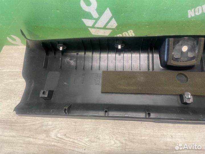 Обшивка багажника Опель Астра Джи 98-05