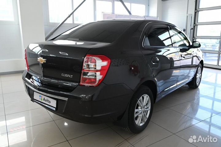 Chevrolet Cobalt, 2022