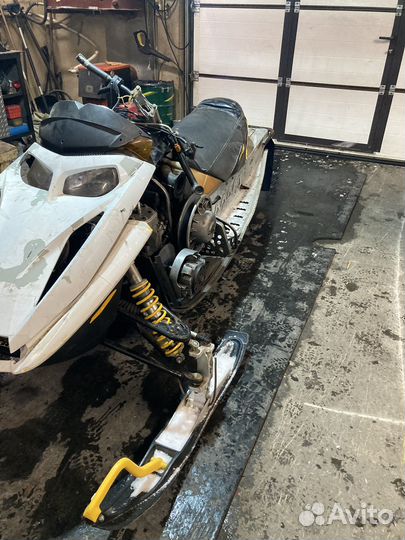 Снегоход BRP MXZ X-Racing 440