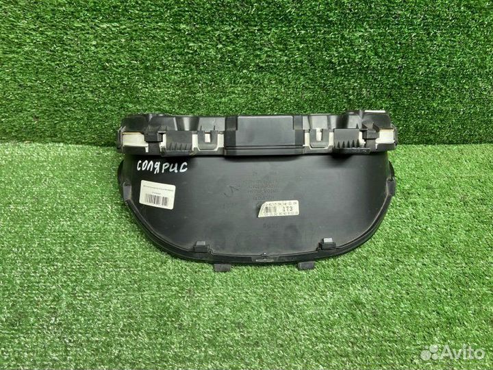 Щиток приборов Hyundai Solaris