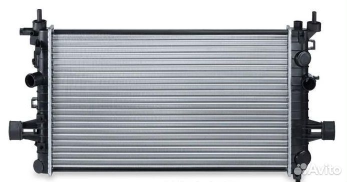 Радиатор охлаждения Opel Astra