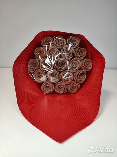 Розы из Молочного Шоколада - 19 шт в Букете