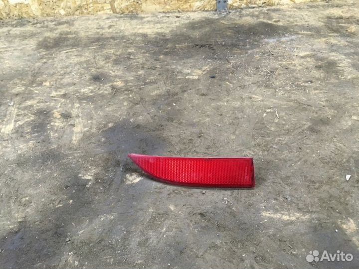 Катафот бампера задний правый Renault Logan 2