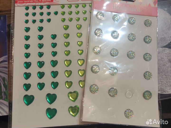 Стразы самоклеящиеся