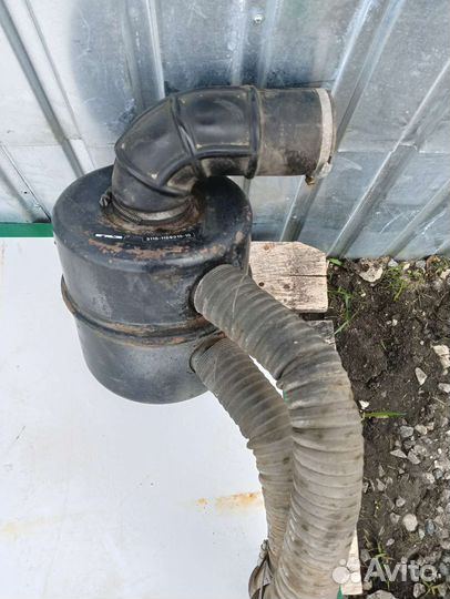 Корпус воздушного фильтра змз 406