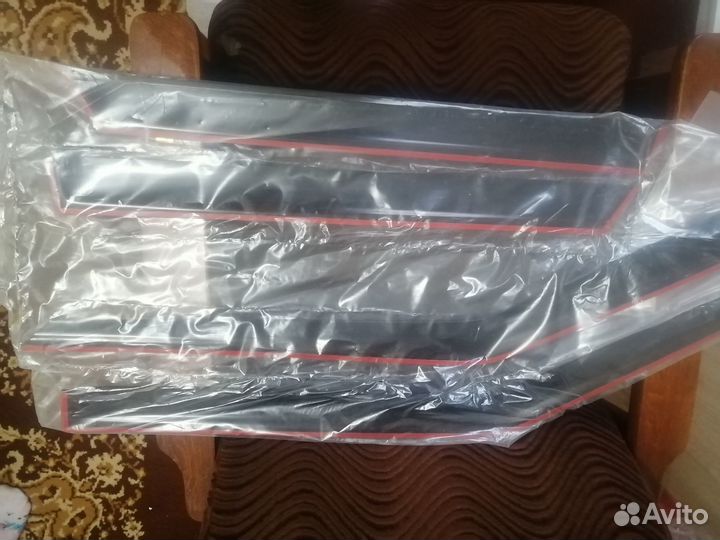 Продам молдинги