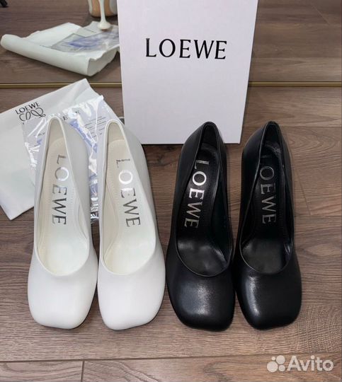 Лодочки женские loewe