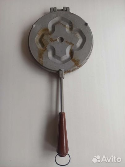 Вафельница орешница СССР