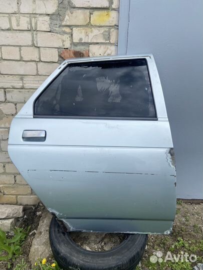 Дверь на priora задняя правая