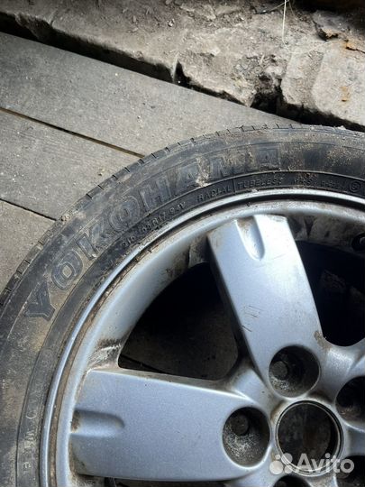 R17 Yokohama Geolandar G035 215/55, PCD 5x114.3 DIA 67.1