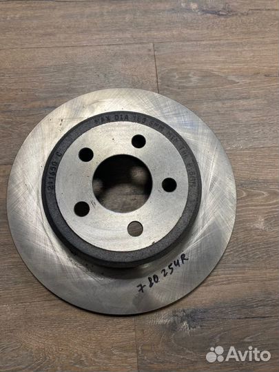 Диск тормозной задний Chrysler Magnum