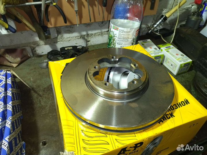 Тормозные диски 