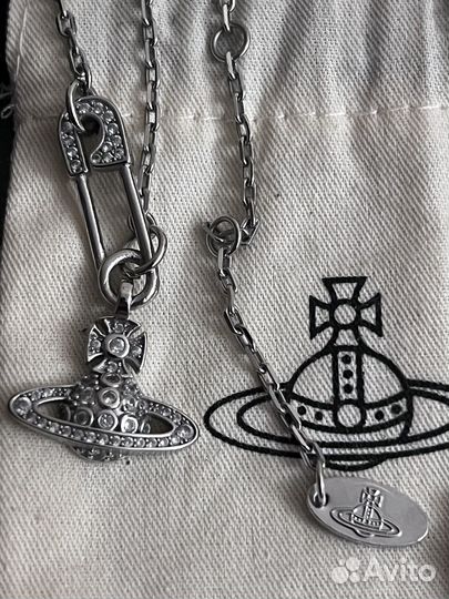 Vivienne westwood lucrece pendant