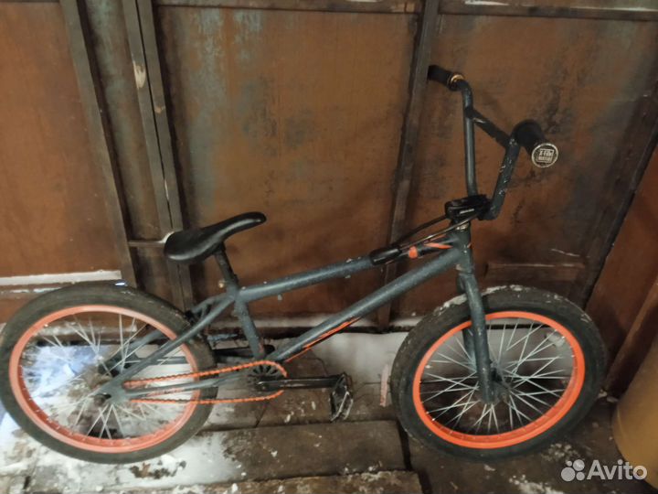 Трюковой велосипед bmx