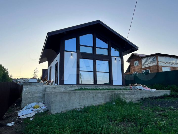 Коттедж 104 м² на участке 6 сот.