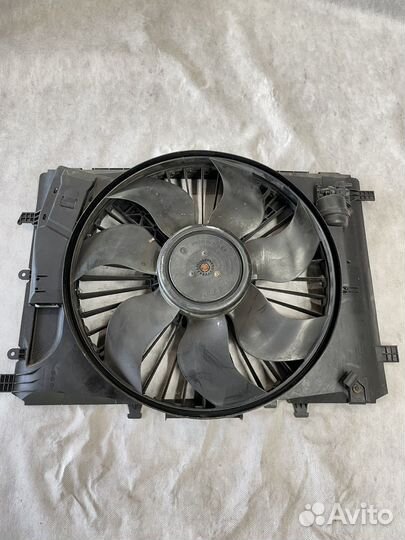 Вентилятор охлаждения Мерседес w204 w212