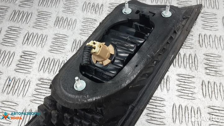 Фонарь крышки багажника правый Honda Civic 8 2008