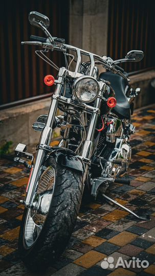 Harley-Davidson Softail Deuce custom