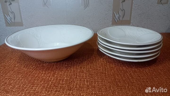 Н-р столовой посуды(тарелки+салатник), зик, СССР