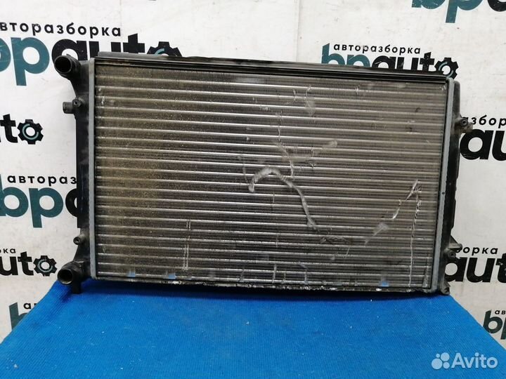 Радиатор охлаждения 1K0 121 251 CB