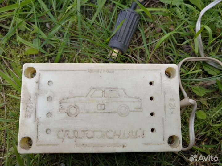 Преобразователь напряжения дорожный для авто