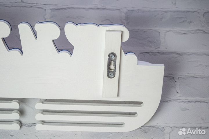 Медальница с полкой (имя по вашему выбору)