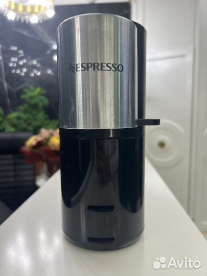 Кофемашина на запчасти Krups Nespresso XN890810