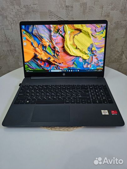 HP IPS/Athlon Gold/SSD 256GB/8 GB