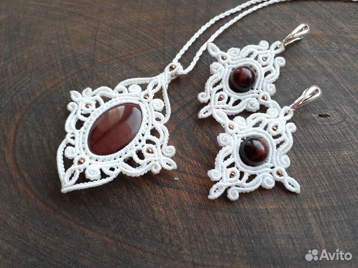 Украшения макраме на заказ с натуральными камнями