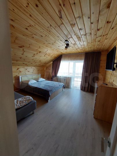 Дом 185 м² на участке 12 сот.