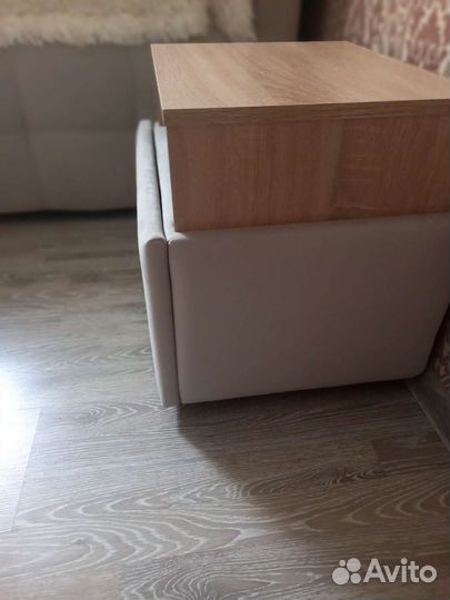 Тумбочка прикроватная новая