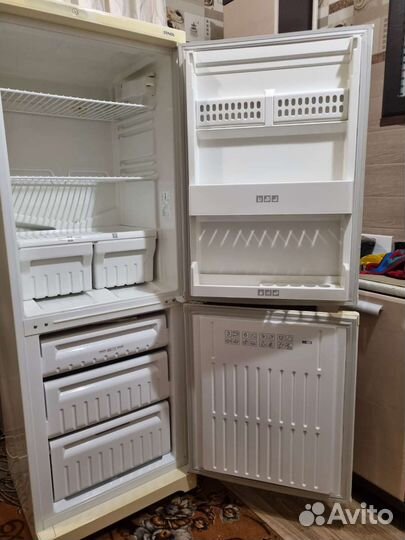 Холодильник бу stinol 101