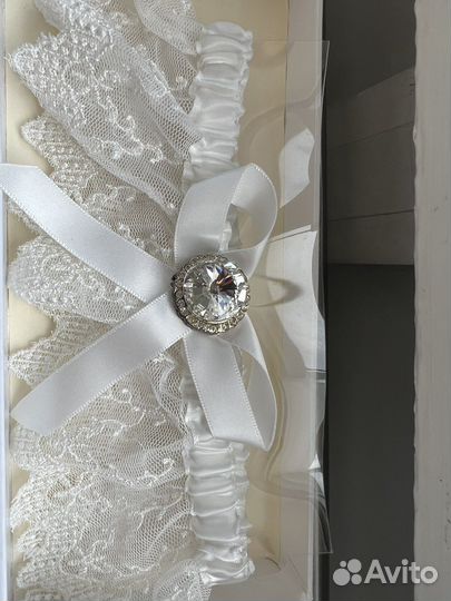 Свадебная подвязка