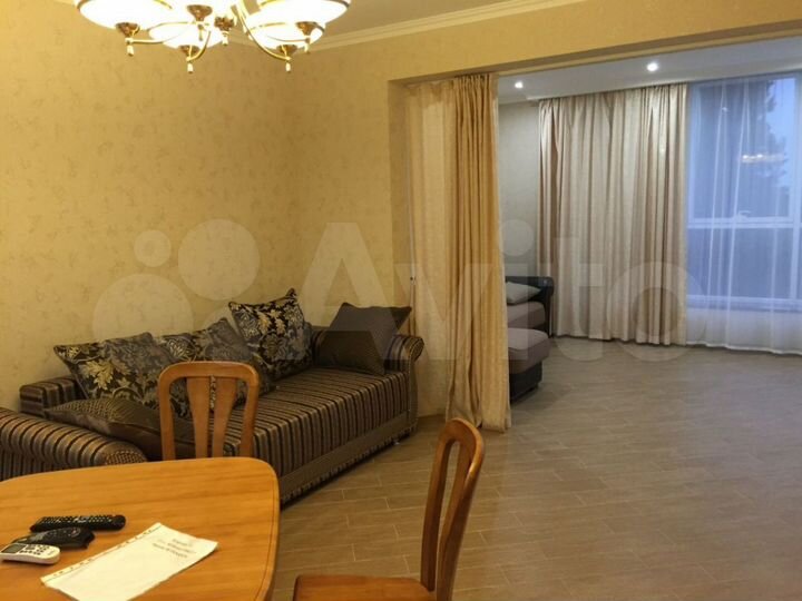 2-к. квартира, 100 м², 3/21 эт.